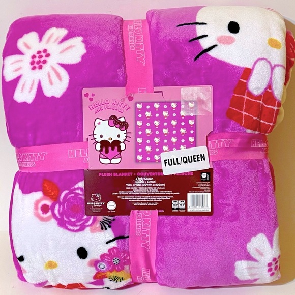 Hello Kitty Other - 🌸Hello Kitty Floral Valentines Blanket